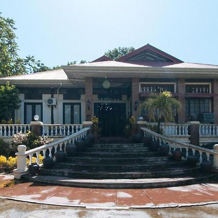 Reddoorz Plus @ Rio Grande De Laoag Resort Hotel Ilocos Norte Sidiran Exterior photo